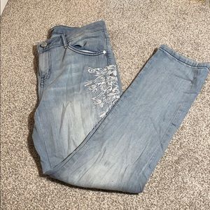 Embroidered Vera Wang capris